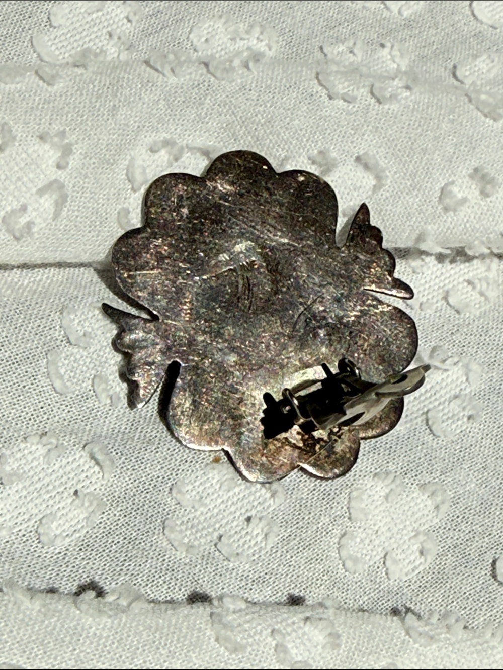 Vintage  Inlay Southwestern Sterling Single  Clip Earring - Picture 6 of 10